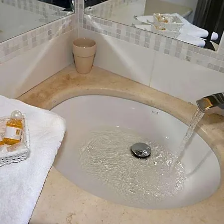 Palace Szálloda 4*
