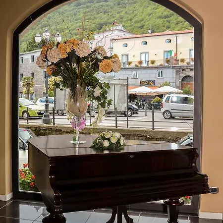 Palace Hotel 4*