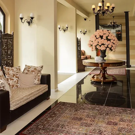Palace Hotel 4*