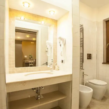 Palace Szálloda 4*